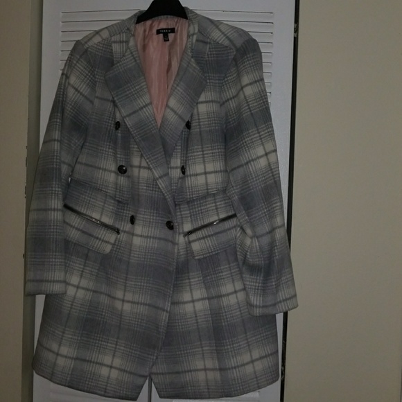 HOST PICK!!!🤗Very stylish Torrid Coat - Picture 5 of 5